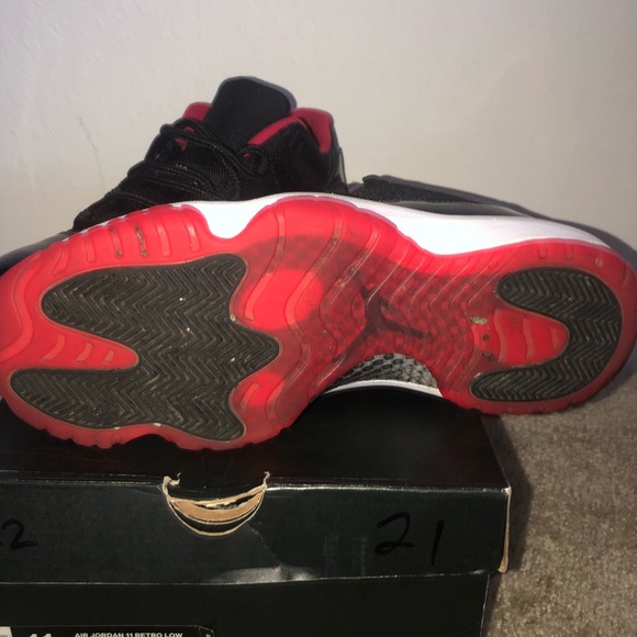 Jordan Retro 11 Bred Lows main image 4